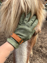 Deerskin Riding Gloves
